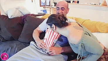 Une bite dans le pop-corn