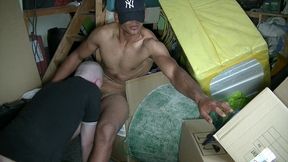 2253 bulgare hetero de 21 ans accept q uun mec le suce pour 100 eurosj ai file...