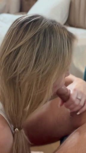 Ashley Tee Mesmerizing Eye Contact During Cock Sucking