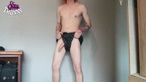 cheguei da academia com muito tesao, sera que meu personal percebeu que eu fui treinar sem nada por baixo ?