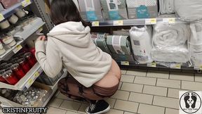 public buttcrack with leggings and thong at the supermarket