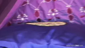 Aunty fucks her 18 year old