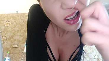 wonderful boogers nose fetish session with Chantal