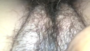 cogiendo a la peludita
