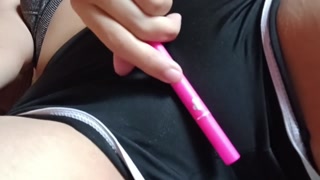 💦Solo girl fingering her creamy pussy and rubbing her clit to an intense orgasm💦