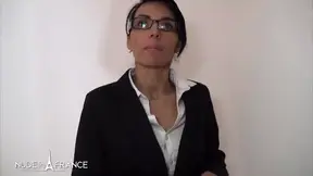 Pretty MILF real estate agent gets banged and facialized