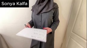 Secretary in Hijab gets fucked at Boss house