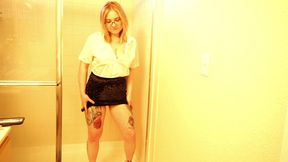 pissing the floor and piss masturbation