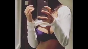 Poonam Pandey boobs
