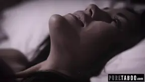 Kendra Spade really wants her ass fucked by small hands