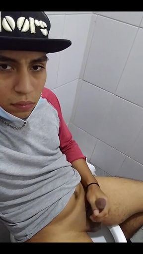5 Minutos in Toilet