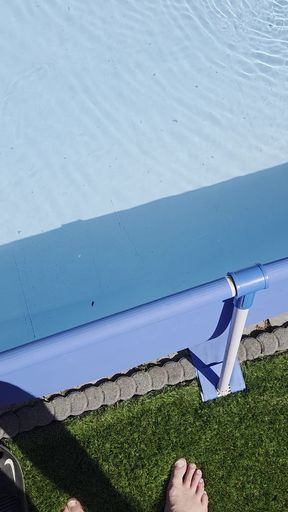 Pool jet massage with a hot babe
