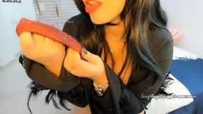 elvira cosplay fucking and playing with her huge bad dragon dildo cumming in her mouth try not to cum challenge