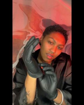 Let Me fist you