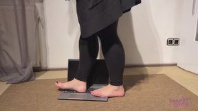 Sneaker-Girl Ella - Notebook Crush Barefoot