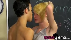 Gorgeous twinks miss school trip but dont miss anal fucking