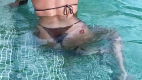 Make poolboy horny
