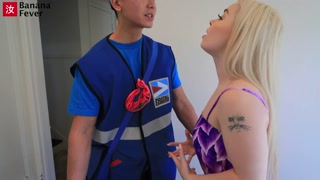 Unemployed Blonde Bimbo Gets Offers By Banging Asian Mailman - BananaFever