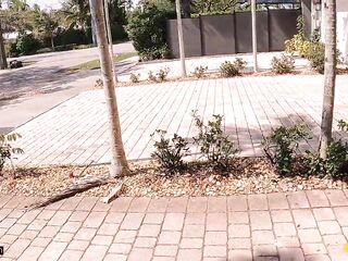 Roadside XXX - Wild Blow Job And Hard Cunt Pounding With Harlow West