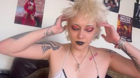 Custom) Scraping My Tongue for the Boy That Likes Me