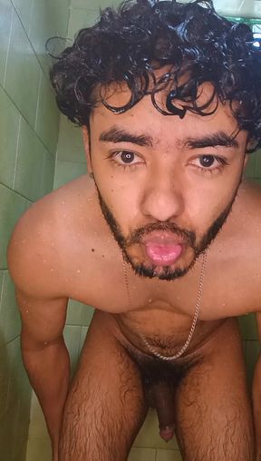 Come Take a Bath with Daddy Tomas