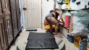 I couldn't stand myself horny and gave it right there in the middle of the tidying up to the bastard who soon wanted to put his big cock in my pussy
