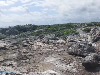 Risky masturbation on a beach, my breasts are shaking sexily