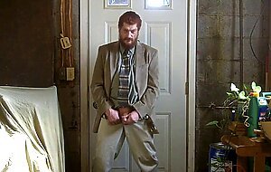 Str8 Israeli daddy jerk off in suit