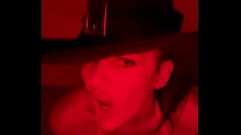 Un bonbon ou une punition D&eacute_couvre ma nouvelle vid&eacute_o sp&eacute_ciale Halloween...