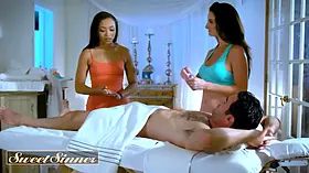 Delicious sinner - accomplished milf guru converts a massage lesson into a steamy, full-body release