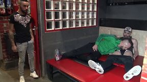 2708 voici mon pote paul baise par mon pote hetero de lille