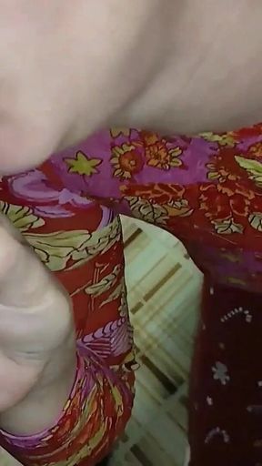 Stepmom Mature MILF Gives Sloppy Blowjob with Lot Cum in Mouth