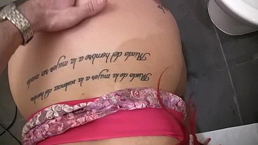Sloppy blowjob from a slutty teenager after shaving her pussy