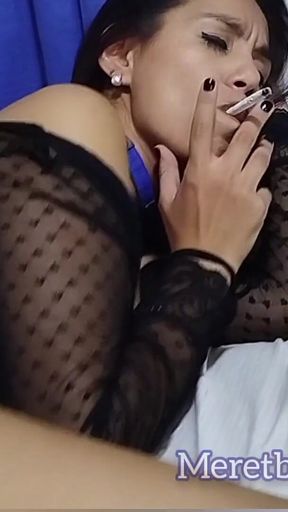 Smoking and Fucking Very Sexy with My Neighbor