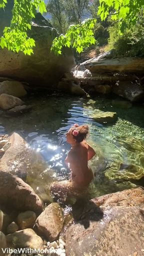 Jewish Milf Gets Creampied Under Half Dome