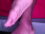 Who likes playing footsies???