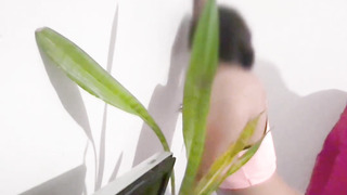 COGIÉNDOME a la Muchachita de Limpieza que Contrató mi Esposa