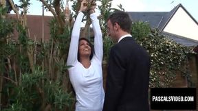 Inked sub Louise Kay penetrated and ripped outside