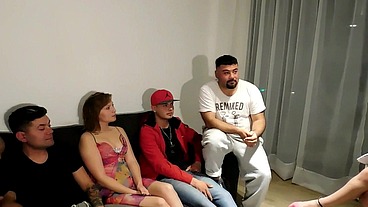 terapia de grupo termina en orgia sexual , no te lo pierdas ...primera parte