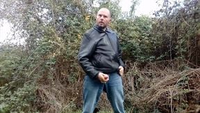 Rockard Stepdaddy Pissing Wanking and Cumming for Trucker at Outdoor Cruising Spot