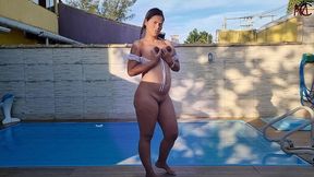 loirinha gravida simplesmente perfeita, com seios enormes naturais e um rabao que vai te deixar maluco dancando e se masturbando !