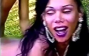 Bed sex with long haired tranny