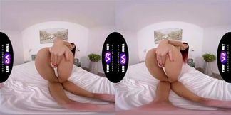 TmwVRnet Cindy Shine No boredom with nimble fingers