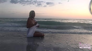 Sunset Model Wet White T-shirt In The Water