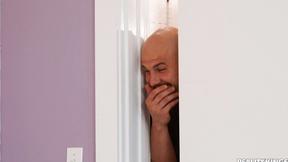 ”JMac hardly fucks Kendra Heart & jizzes on her face”