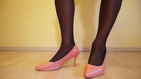 Walking in heels #1 - Pink pumps
