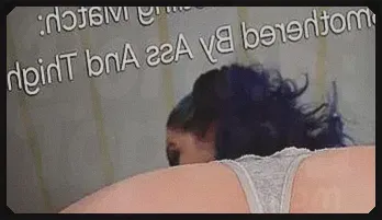 Squished by Thighs: Intense Strip Wrestling Match with Damian Dickey