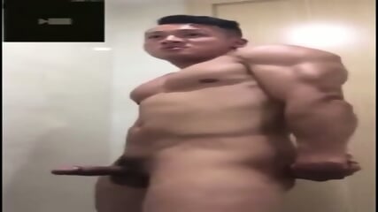 ASIAN HOT BODYBUILDER (VC SEX)