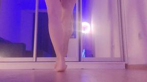 Amazing feet and perfect body 👣💖