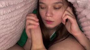 Stepdaughter rushed to give me a deep blowjob